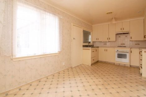 Photo of property in 33 Kent Crescent, Awapuni, Palmerston North, 4412