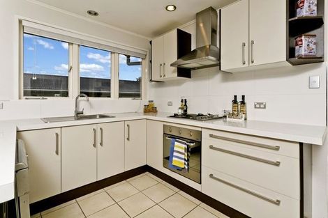 Photo of property in 51 Sycamore Drive, Sunnynook, Auckland, 0620