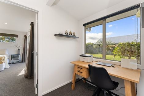 Photo of property in 16 Red Setter Grove, Nukuhau, Taupo, 3330