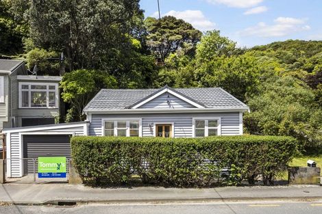 Photo of property in 73 Liardet Street, Vogeltown, Wellington, 6021