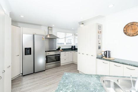 Photo of property in 83 Bryant Road, St Andrews, Hamilton, 3200