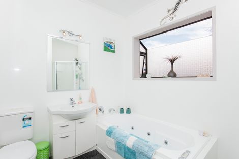 Photo of property in 235 Stout Street, Mangapapa, Gisborne, 4010