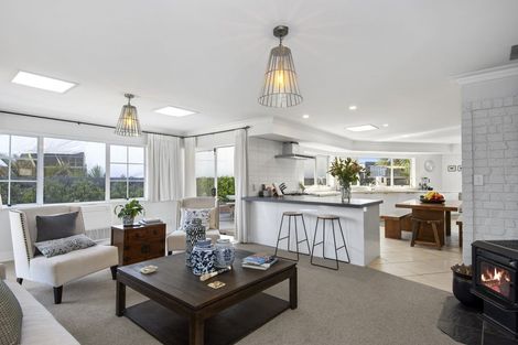 Photo of property in 446 Oceanbeach Road, Mount Maunganui, 3116
