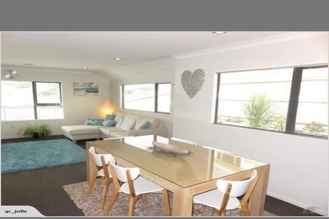 Photo of property in 7 Hetsby Place, Churton Park, Wellington, 6037