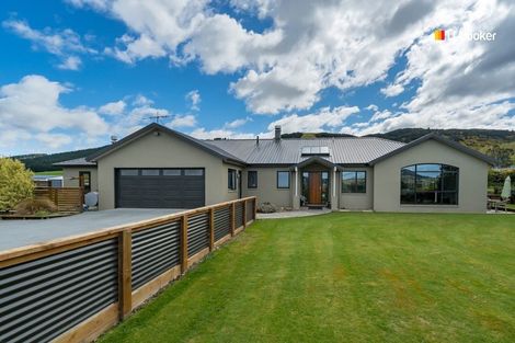 Photo of property in 461 Outram-mosgiel Road, Riverside, Outram, 9073