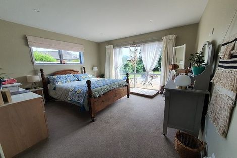 Photo of property in 54 Onslow Road, Lake Hayes, Queenstown, 9304