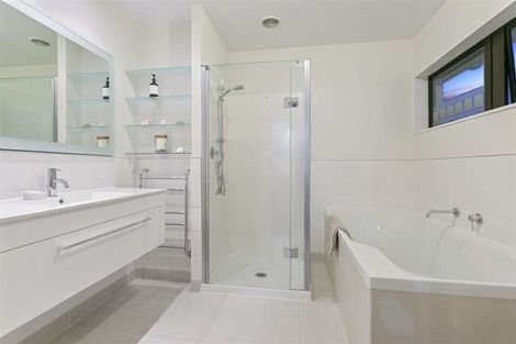 Photo of property in 1/72 Gulf View Road, Murrays Bay, Auckland, 0630