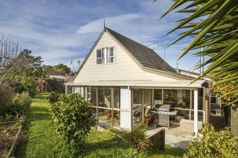 Photo of property in 40 Pencarrow Street, Highbury, Palmerston North, 4412