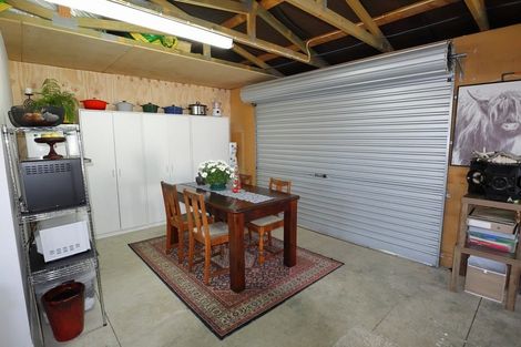 Photo of property in 4 George Street, Eltham, 4322