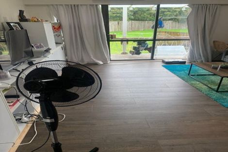 Photo of property in 12/31 Blease Street, New Lynn, Auckland, 0600