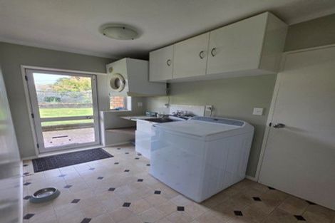 Photo of property in 10 Lynwood Place, Owhata, Rotorua, 3010