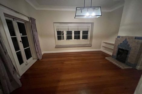 Photo of property in 7 Otahuri Crescent, Greenlane, Auckland, 1051