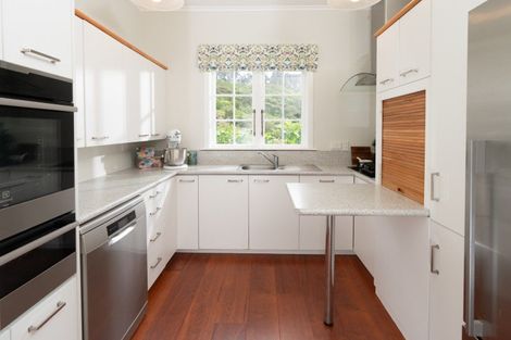 Photo of property in 19 Waikare Street, Karori, Wellington, 6012