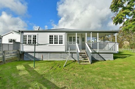 Photo of property in 1 Mary Keane Lane, Parakai, 0830
