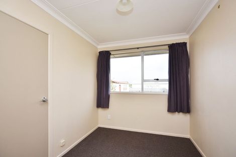 Photo of property in 15 Burns Street, Kew, Invercargill, 9812