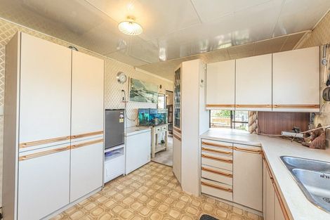 Photo of property in 12 Warwick Place, Springvale, Whanganui, 4501