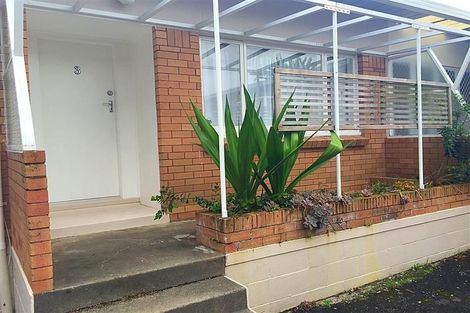 Photo of property in 3/33 Rodney Street, Howick, Auckland, 2014