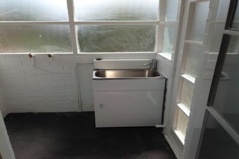 Photo of property in 3/44 Dominion Street, Takapuna, Auckland, 0622