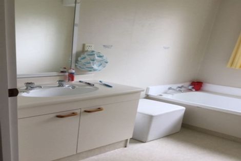 Photo of property in 1 Moir Street, Balclutha, 9230