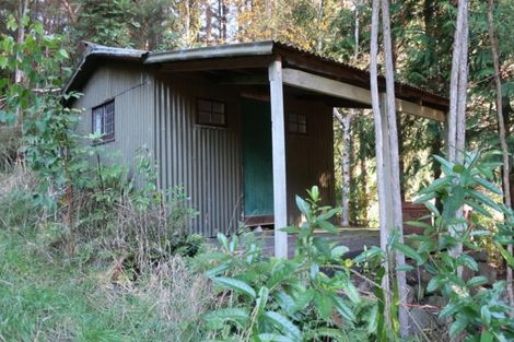 Photo of property in 102 Reynolds Valley Road, Okuti Valley, Little River, 7591