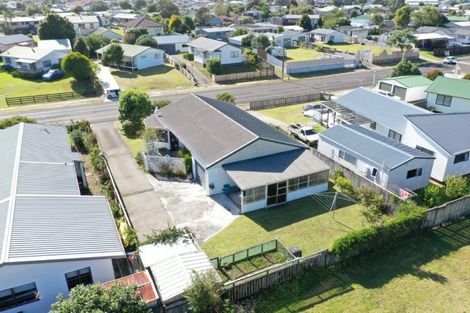 Photo of property in 130 Mayfair Avenue, Whangamata, 3620