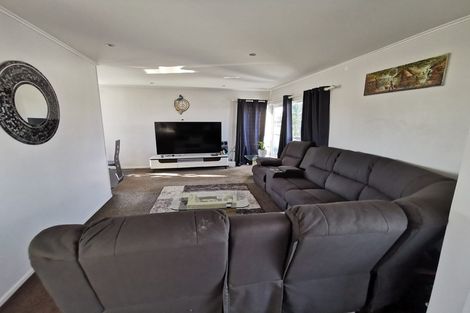 Photo of property in 63 Greenmeadows Avenue, Manurewa East, Auckland, 2102