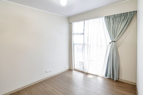 Photo of property in 5b Rawhiti Place, Saint Johns Hill, Whanganui, 4501