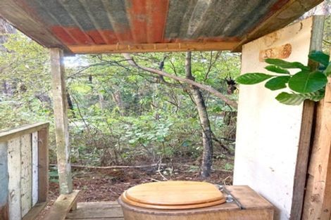 Photo of property in 197 Parker Road, Oratia, Auckland, 0604