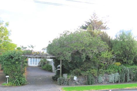Photo of property in 133 Bucklands Beach Road, Bucklands Beach, Auckland, 2012