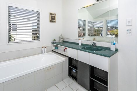 Photo of property in 119 Chevron Crescent, Whangamata, 3620