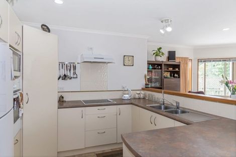 Photo of property in 47 Red Hibiscus Road, Stanmore Bay, Whangaparaoa, 0932