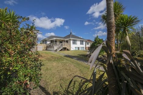 Photo of property in 10 Murray Road, Te Atatu Peninsula, Auckland, 0610
