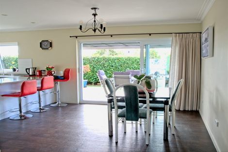 Photo of property in 19 Linklater Avenue, Bellevue, Tauranga, 3110