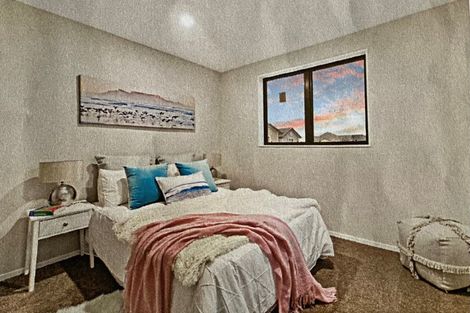 Photo of property in 18 Warbler Crescent, Papakura, 2110