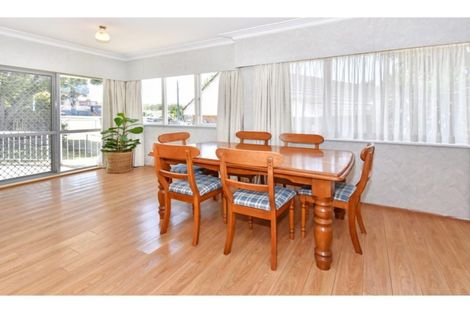 Photo of property in 1 Tanners Road, Mangere Bridge, Auckland, 2022