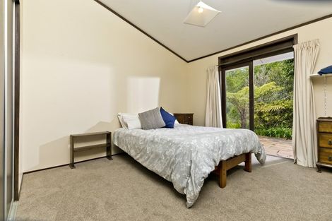 Photo of property in 9 Dysart Lane, Kumeu, 0891