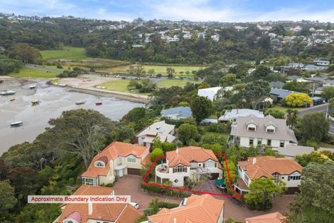 Photo of property in 4/30 Clarence Road, Northcote Point, Auckland, 0627