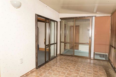 Photo of property in 11 Hunter Street, Dannevirke, 4930