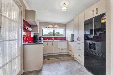 Photo of property in 39 Lismore Street, Strandon, New Plymouth, 4312