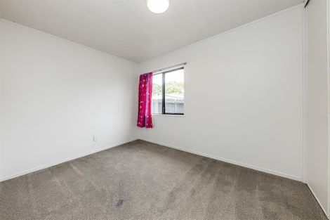 Photo of property in 3/13 Kirklow Place, Goodwood Heights, Auckland, 2105