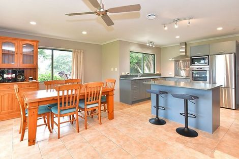 Photo of property in 5352 Kaipara Coast Highway, Wellsford, 0972