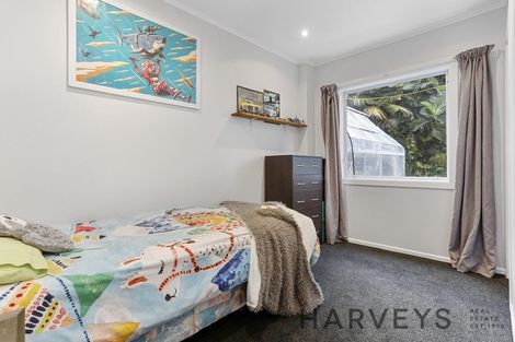 Photo of property in 109 Parker Road, Oratia, Auckland, 0604