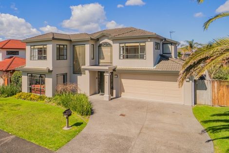 Photo of property in 5 Tollana Road, Te Atatu Peninsula, Auckland, 0610