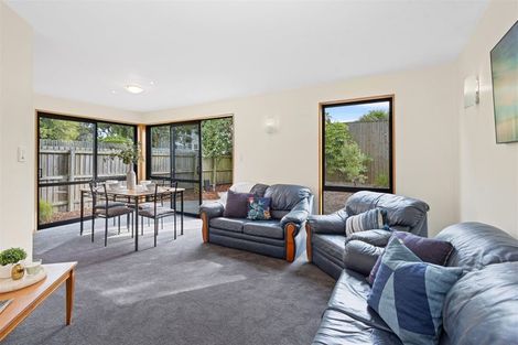 Photo of property in 3a Memorial Avenue, Ilam, Christchurch, 8053