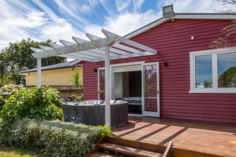 Photo of property in 144 Fitzherbert Street, Featherston, 5710