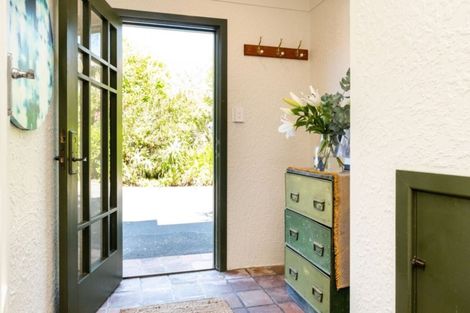 Photo of property in 1 Tauroa Road, Havelock North, 4130