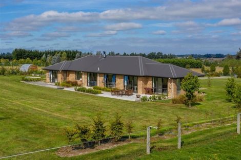Photo of property in 72 Davis Road, Cust, Rangiora, 7471