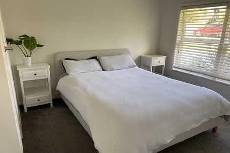 Photo of property in 1/43 Tramway Road, Beach Haven, Auckland, 0626