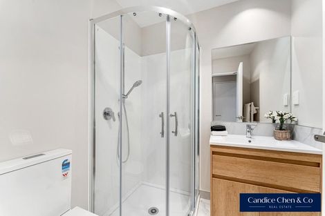 Photo of property in 19 Don Oliver Lane, Glen Eden, 0602