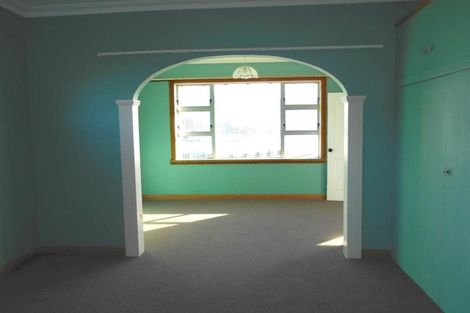 Photo of property in 55 Hawker Street, Mount Victoria, Wellington, 6011